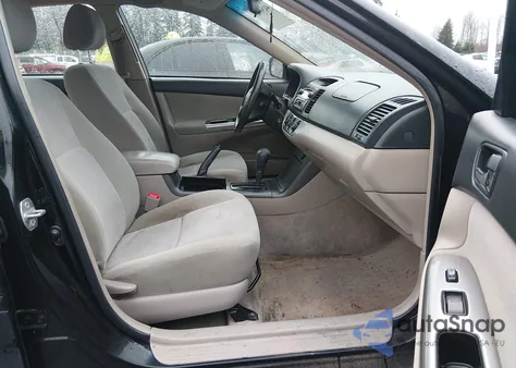 2005 Toyota Camry Se z USA, uszkodzony, nr VIN 4T1BE32KX5U403957